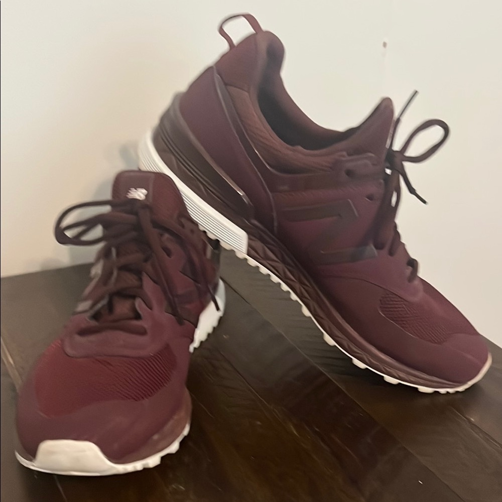 New Balance Brown Athletic Shoes with Lace-Up Design